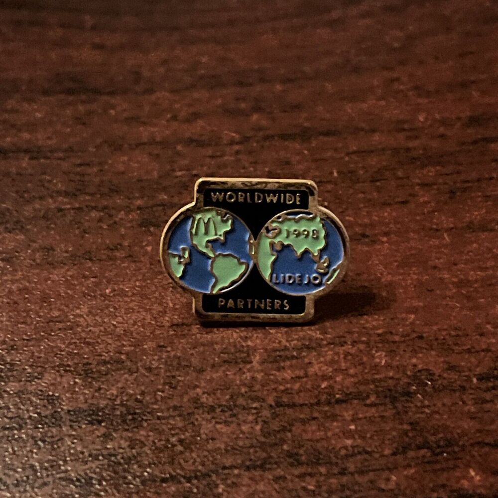 McDonald’s Worldwide Partners Lidejo 1998 Employee Lapel Hat Pin